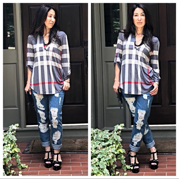 ✨LAST ONE ✨Plaid grey roll up sleeves tunic top - Picture 6 of 8